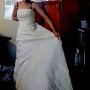 Wedding Gown size 6